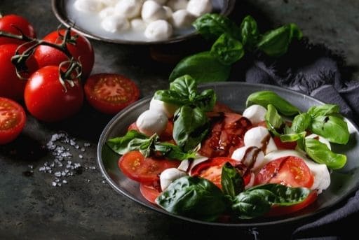 Ensalada caprese recetas con tomates cherry